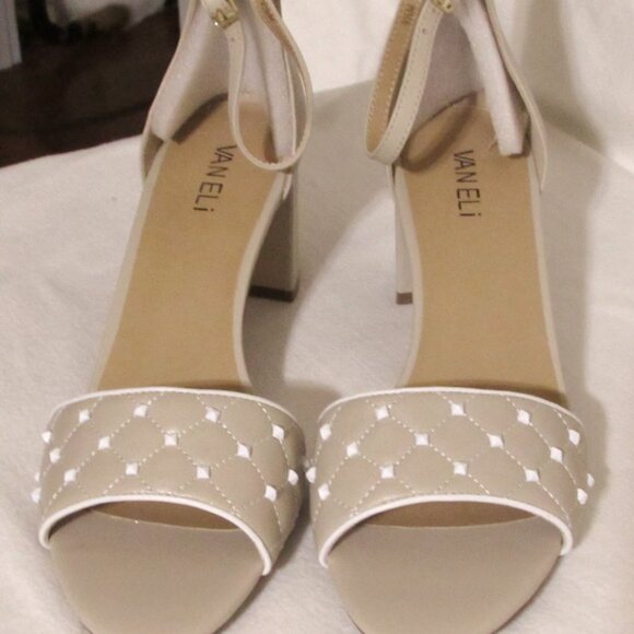 NEW Ladies VANELI Beige Leather Sandal Heels Shoes 9 1/2 M 9.5 Orig $175 - Picture 5 of 7